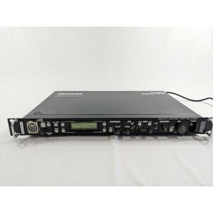 Powers up Untested Parts Repair RM-HP250 JVC HD‎ / SD Camera Remote Control Unit